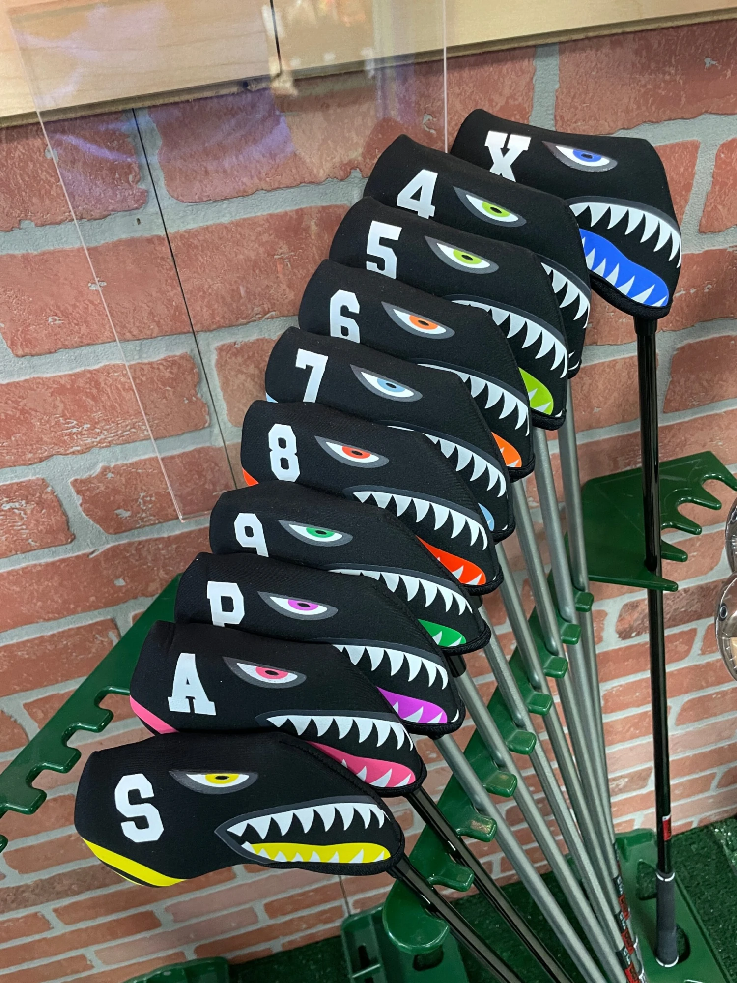 Shark Bite Neoprene Iron Head Covers Set 6 Shark Bite Neoprene Iron Head Covers Set - Image 4